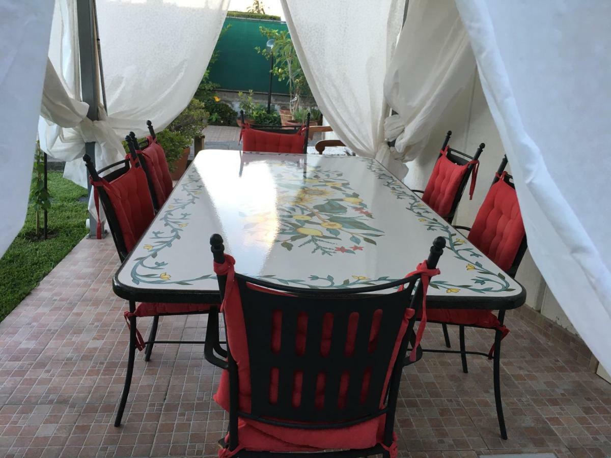 Villa Tranquilla Рипосто Екстериор снимка