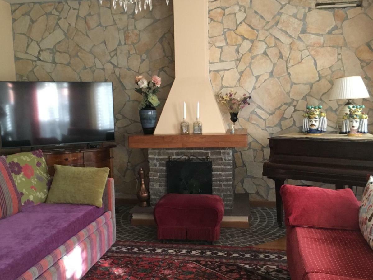 Villa Tranquilla Рипосто Екстериор снимка
